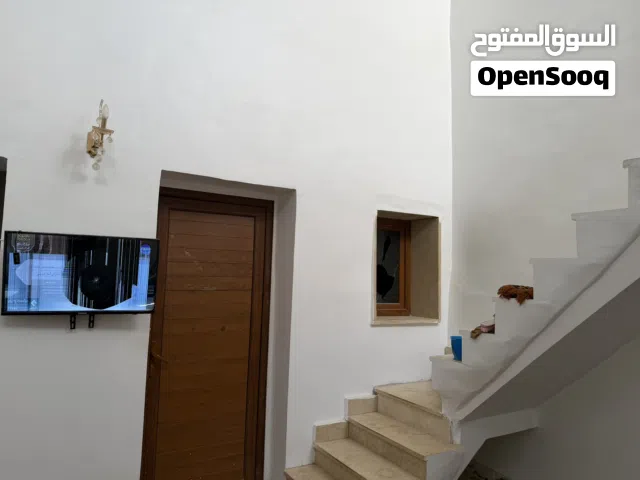 125 m2 5 Bedrooms Townhouse for Rent in Tripoli Al-Hadaba'tool Rd