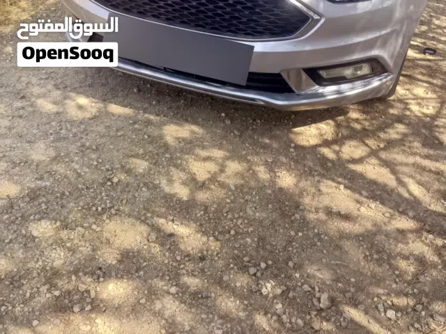 2017 فورد فيوجن Titanium