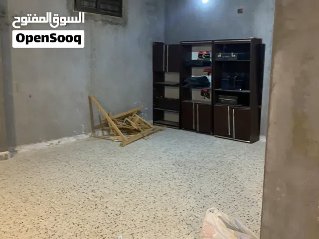 مخزن ايجار في خمسة شوارع
