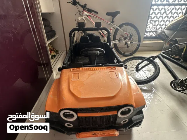 سيارة اطفال جديدة