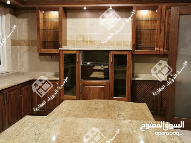 560 m2 3 Bedrooms Villa for Rent in Amman Dabouq