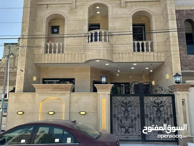 400 m2 5 Bedrooms Townhouse for Sale in Baghdad Saidiya