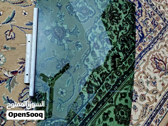 زجاج خلفي ايسر تويوتا كامري 2018 الى 2024