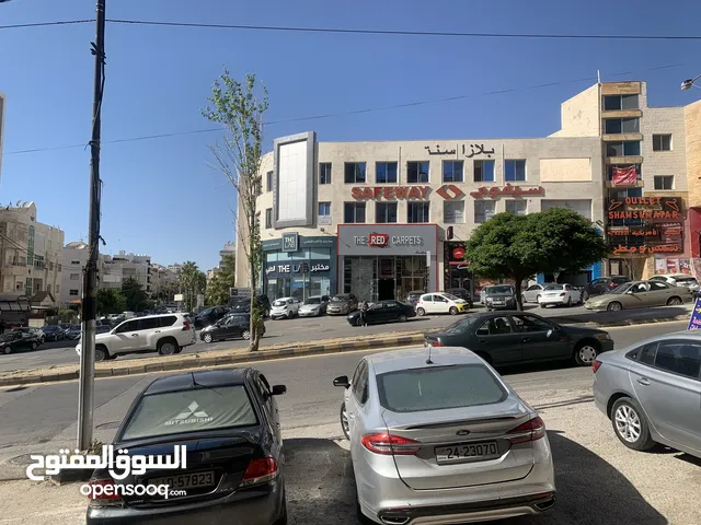 مكتب فاخر للايجار