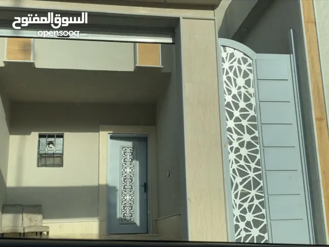 123 m2 3 Bedrooms Townhouse for Sale in Al Riyadh Al Aziziyah