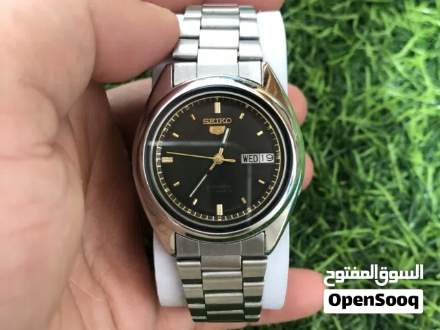 Seiko 5 . Original automatic watch. Japan made size 38 super clean. no scratch