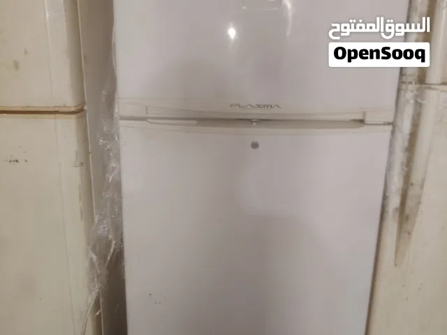 للبيع ثلاجة نظيفه وشغاله بحاله ممتازه