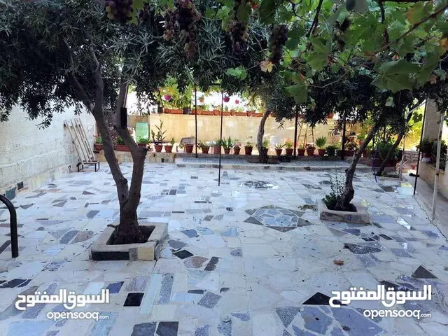 450 m2 3 Bedrooms Villa for Sale in Salt Al Saro