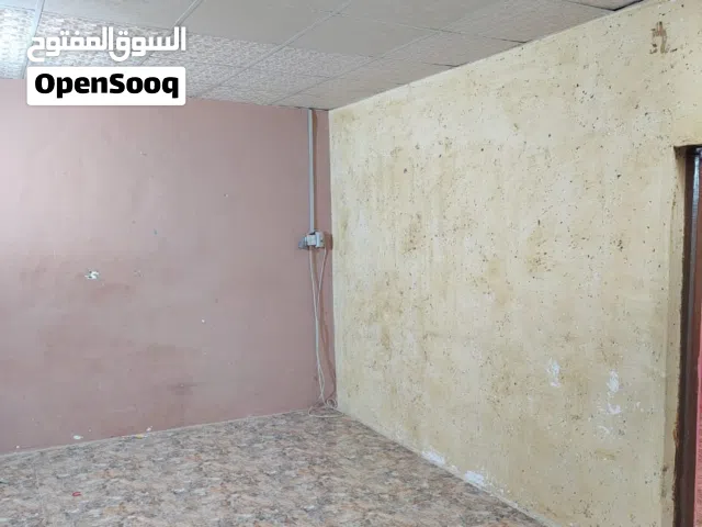 150 m2 2 Bedrooms Townhouse for Rent in Basra Najibiya