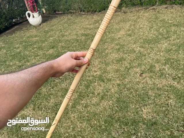 للبيع عصي عتم باكستاني و عصي لوز مر وخشب الورد الكمية فقط اللي في الصورة