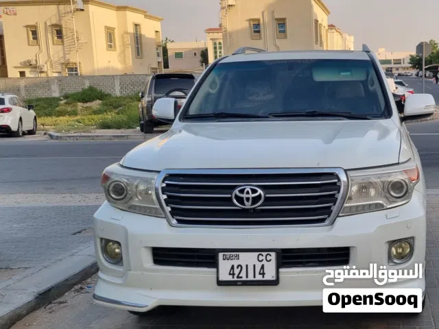2013 Toyota Land Cruiser GXR