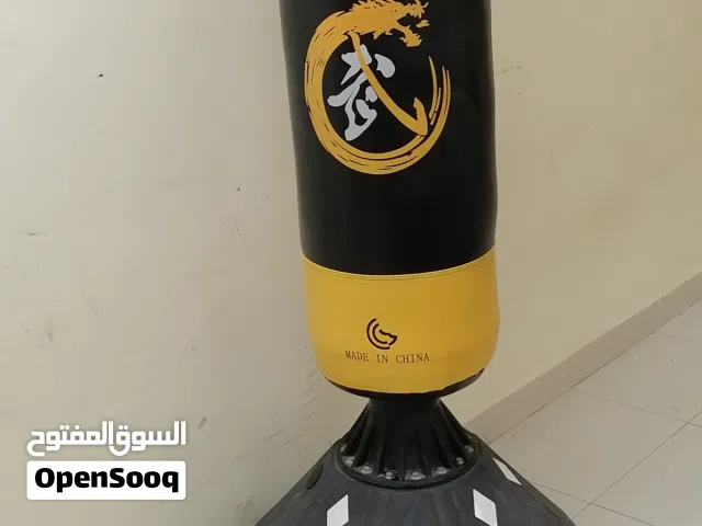 استاند بوكس  للتدريب على الملاكمه والفنون القتالية