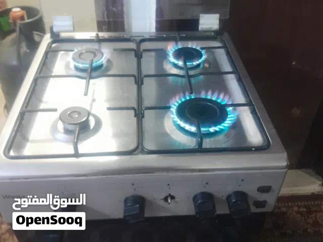 بتجاز 4 عيون مع فرن شغال ف ق تحت