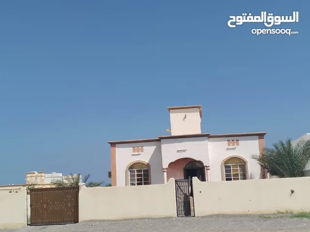 180 m2 3 Bedrooms Townhouse for Sale in Al Batinah Suwaiq