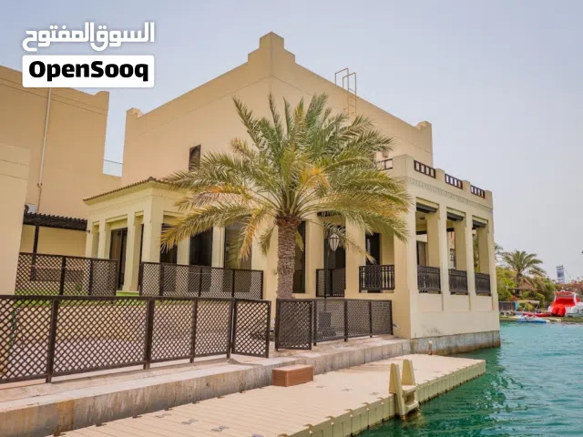 500 m2 4 Bedrooms Villa for Sale in Muharraq Amwaj Islands