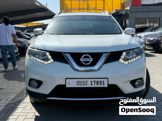 2015 نيسان روج SL