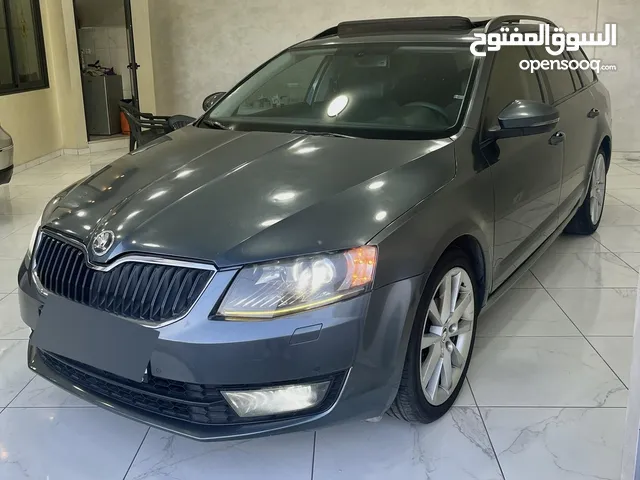 سعر حرررق اوكتاڤيا 2000 اتوماتيك ديزل بانوراما فحص نخب ترخيص وتامين شامل full+ إضافات