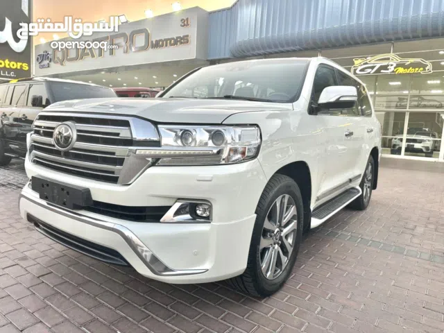 Used Toyota Land Cruiser in Sharjah