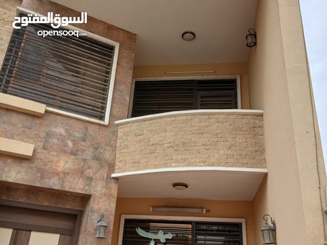 دار للبيع في زيونة محلة 718