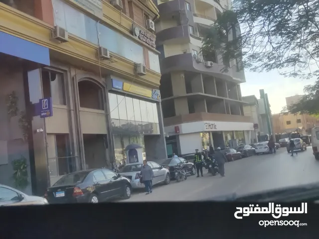 شقه سكنيه للبيع الزقازيق برج سالك مول أعلي البنك الاهلي الكويتي
