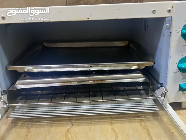 Small electric oven