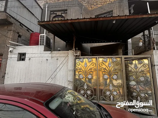 125 m2 4 Bedrooms Townhouse for Sale in Najaf Misan
