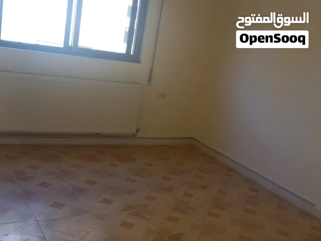 الجاردنز ـ شقه ارضيه فارغه للايجار ـ مساحه واسعه