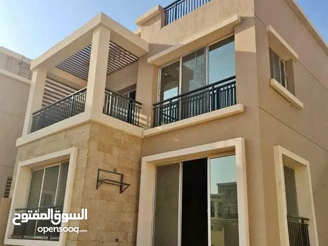 180 m2 4 Bedrooms Villa for Sale in Cairo Fifth Settlement
