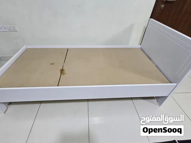 سرير نفر نضيف