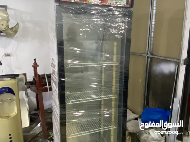 ثلاجة عصائر باب واحد