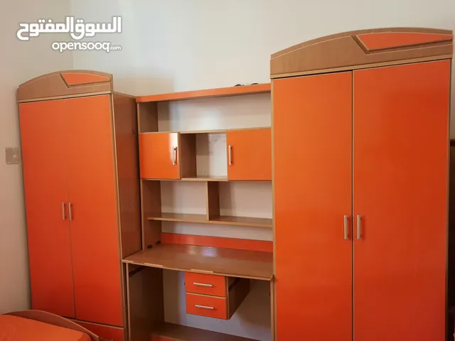 دار نوم اطفال للبيع 8قطع نظيفة كما موضح في الصورة