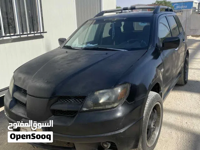 2003, Mitsubishi, Outlander, Standard