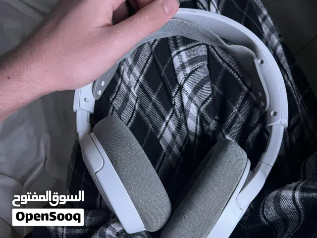 للبيع سماعة ستيل سيريس artics p1