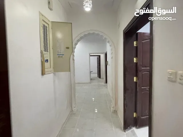 180 m2 4 Bedrooms Apartments for Rent in Jeddah Al Nahdah