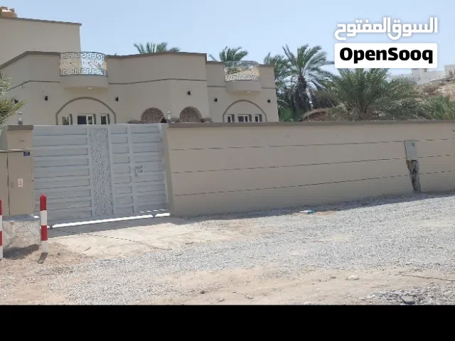 172 m2 2 Bedrooms Townhouse for Rent in Muscat Quriyat