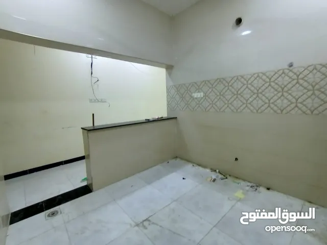 100 m2 2 Bedrooms Apartments for Rent in Basra Other