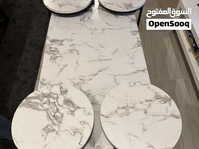 طاولات كافي