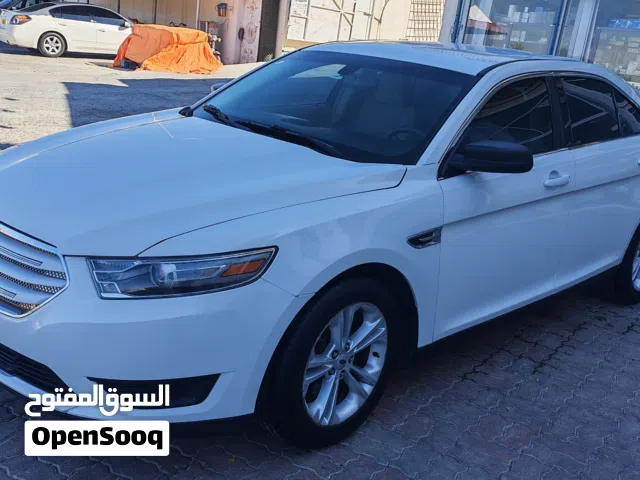 Used Ford Taurus in Al Dakhiliya