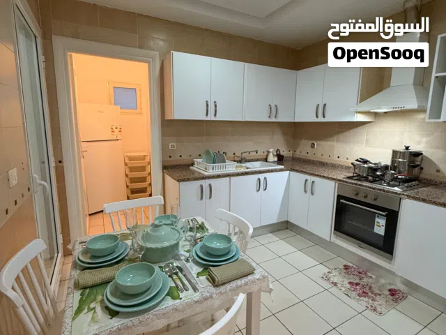 شقة للإيجار بحدائق العوينة