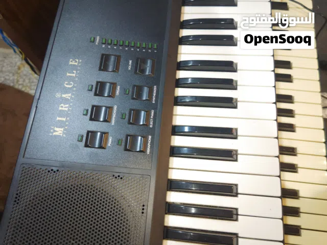 بيانو امريكي أصلي Miracle للبيع