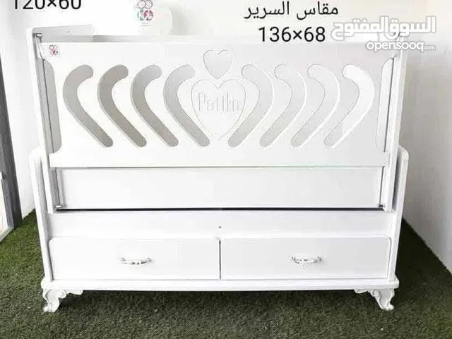 سرير نوم للأطفال من عمر الولادة لعمر اربع سنوات