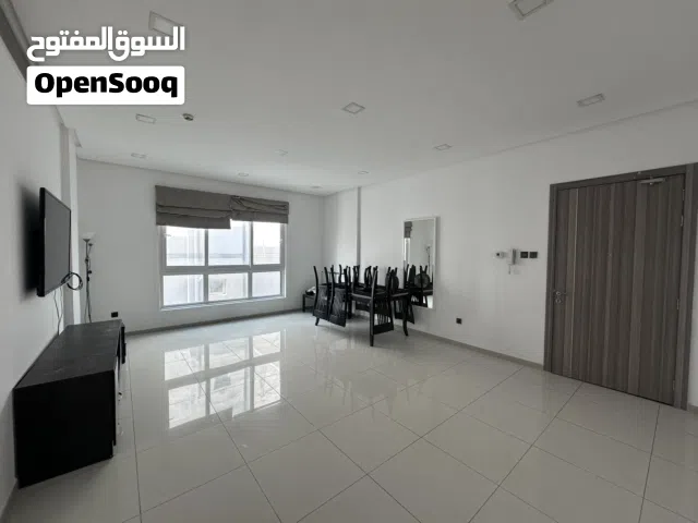 شقة من ثلاث غرف وغرفه خادمة في الحد الجديدة