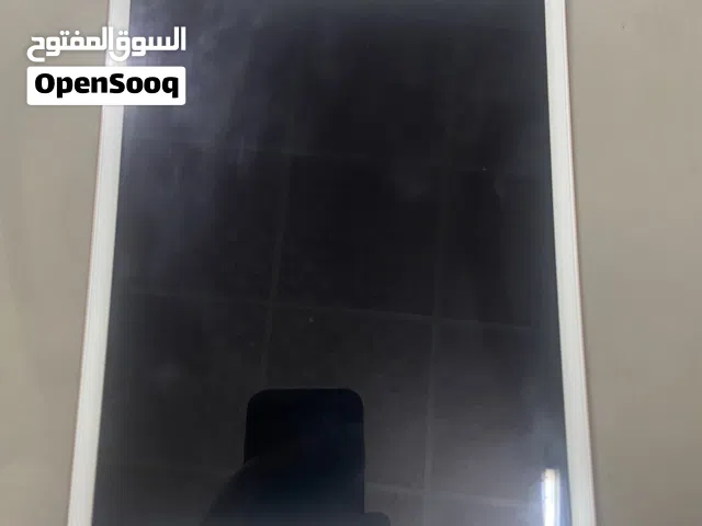Apple iPad 8 128 GB in Al Batinah