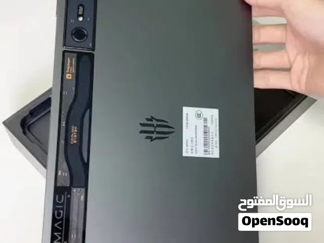 للبيع وحش Red Magic Nova ذاكرة 256GB نظافة 100%، أقوى معالج للألعاب Snapdragon 8 Gen 3 وشاشة 144Hz