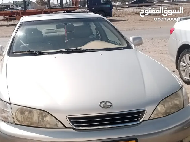 luxus es 300 model 1998
