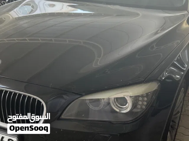 2010 بي ام دبليو الفئة 7 740
