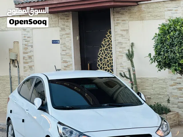 هونداي اكسنت موديل 2012 فل فل رقم1 معدا فتحه