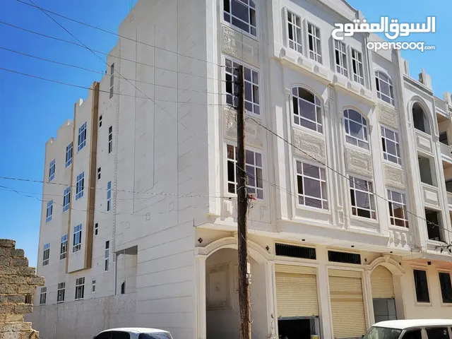 عماره جديده لكس في حي الوزير بيت بوس قرب الجامعه اللبنانيه