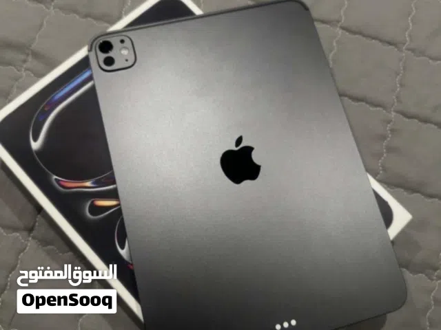 جهاز آبل آيباد جديد بحجم 11 إنش وذاكرة 256 جيجابايت بحالة ممتازة