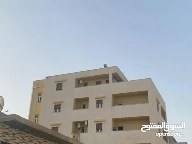 عماره سكنيه اربعه شقق وزوز محلات بناء 2020